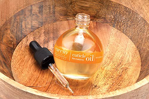 Cuccio Naturale Milk and Honey Cuticle Revitalizing Oil  5